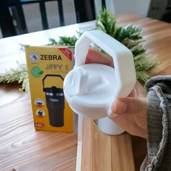 Bình Nước Giữ Nhiệt Zebra Jiffy II Quai Xách 770ML 912817